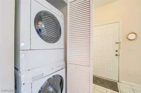 4241 Bellasol Cir 1922, Fort Myers FL - photo 24 of 29