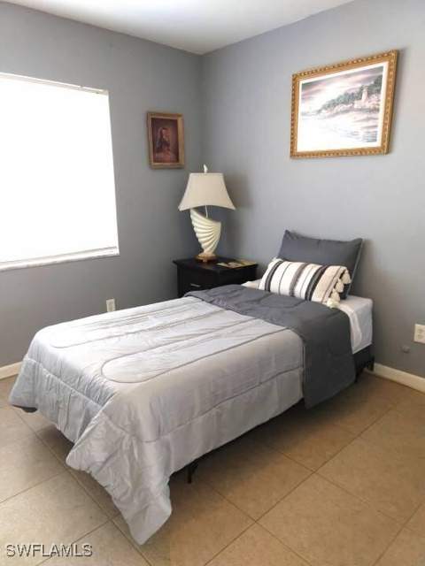 847 Hydrangea Dr, North Fort Myers FL - photo 14 of 22