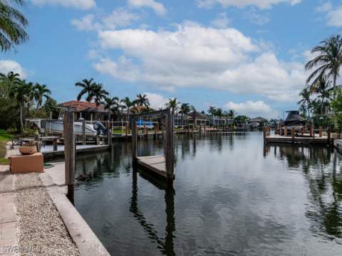 1601 Rainbow Ct, Marco Island FL - photo 24 of 28
