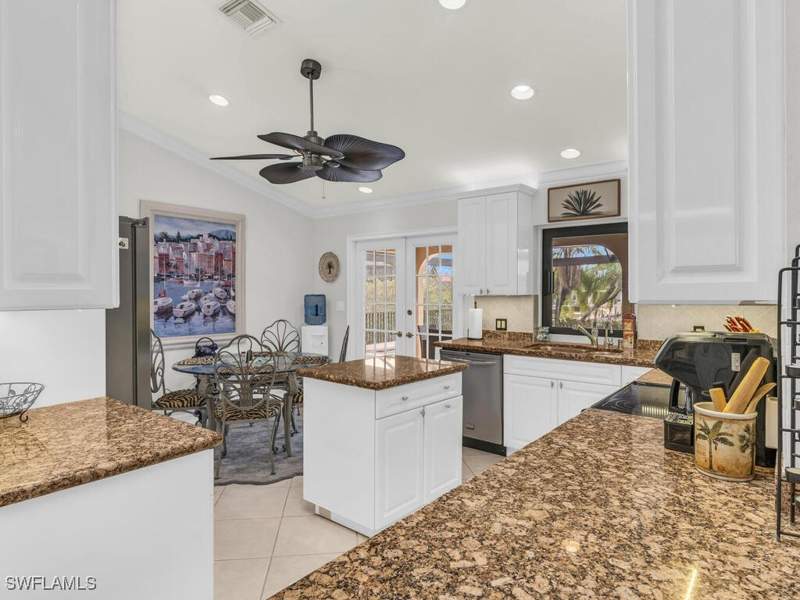 4 bedroom SingleFamilyResidence at 1601 Rainbow Ct, Marco Beach, Marco Island — photo 5