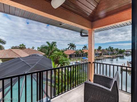 1601 Rainbow Ct, Marco Island FL - photo 6 of 28