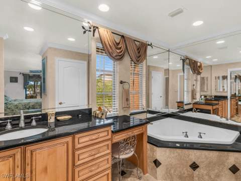 1601 Rainbow Ct, Marco Island FL - photo 9 of 28