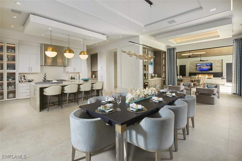 5 bedroom SingleFamilyResidence at 2021 Gordon Dr E, Aqualane Shores, Naples — photo 5