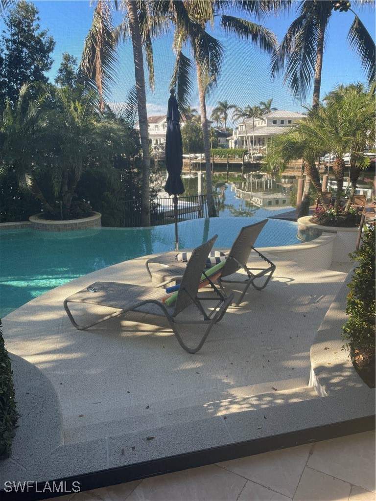5 bedroom SingleFamilyResidence at 790 18th Ave S, Aqualane Shores, Naples — photo 5