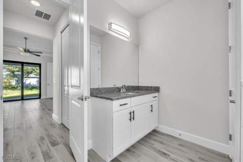 459 NE 2nd Pl, Cape Coral FL - photo 18 of 38