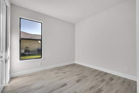459 NE 2nd Pl, Cape Coral FL - photo 23 of 38