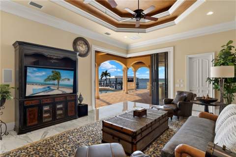 2704 Shriver Dr, Fort Myers FL - photo 13 of 50