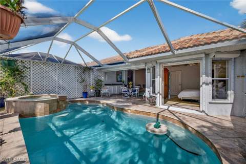 550 Captn Kate Ct 22, Naples FL - photo 23 of 38
