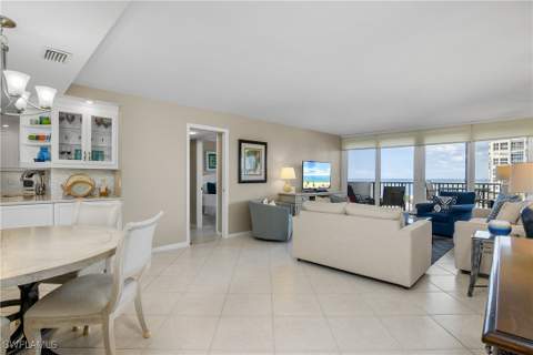 4005 Gulf Shore Blvd N 603, Naples FL - photo 7 of 35