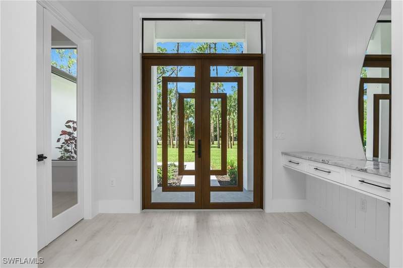 3 bedroom SingleFamilyResidence at 826 20th St SE, Golden Gate Estates, Naples — photo 4
