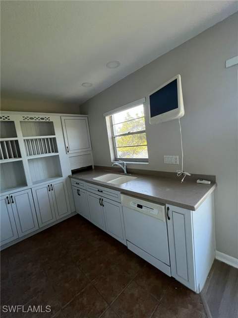 6824 Sandtrap Dr 4, Fort Myers FL - photo 13 of 24