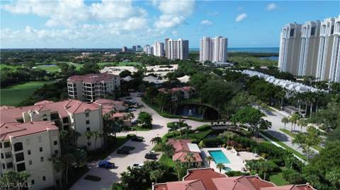 7048 Pelican Bay Blvd C-105, Naples FL - photo 23 of 40