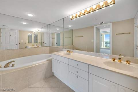 6849 Grenadier Blvd 802, Naples FL - photo 17 of 26