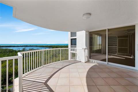 6849 Grenadier Blvd 802, Naples FL - photo 6 of 26