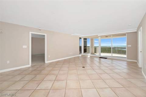 6849 Grenadier Blvd 802, Naples FL - photo 8 of 26