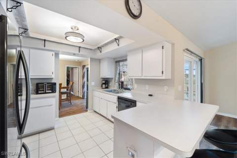 2403 Cherry Ct, Lehigh Acres FL - photo 16 of 33