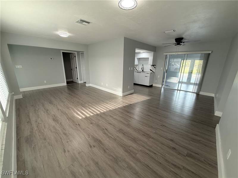 3 bedroom SingleFamilyResidence at 304 North Ave, Lehigh Acres, Lehigh Acres — photo 4