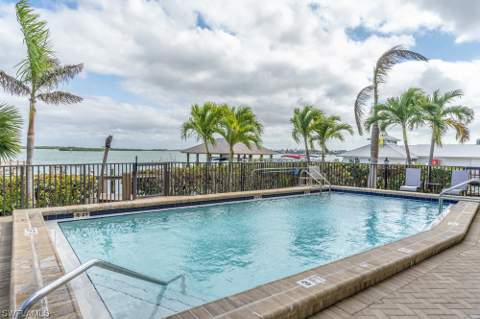 10 Tampa Pl 303, Marco Island FL - photo 20 of 30