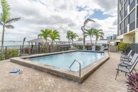 10 Tampa Pl 203, Marco Island FL - photo 22 of 38