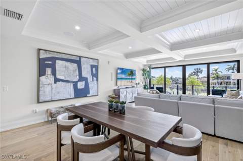 1820 Gulf Shore Blvd N 202, Naples FL - photo 15 of 46