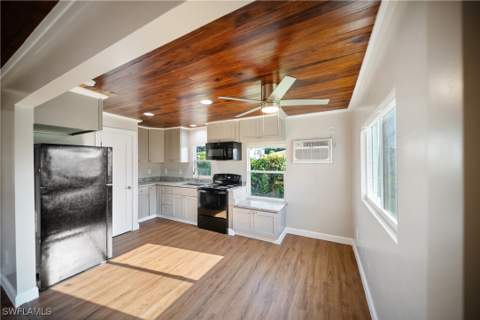 1157 4th Way, North Fort Myers FL - photo 6 of 34
