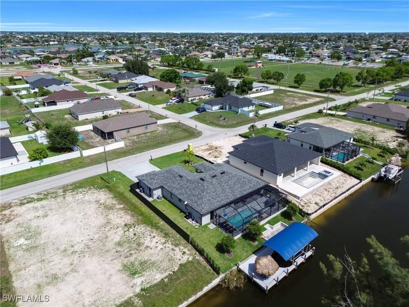 4 bedroom SingleFamilyResidence at 2518 SW 17th Ave, Cape Coral, Cape Coral — photo 5