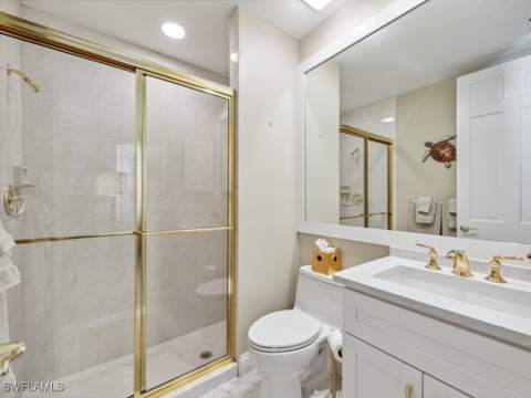 241 Colonade Cir, Naples FL - photo 18 of 39