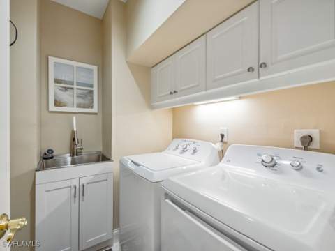 241 Colonade Cir, Naples FL - photo 20 of 39