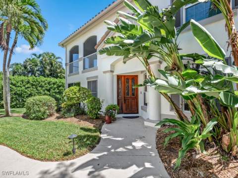 241 Colonade Cir, Naples FL - photo 21 of 39