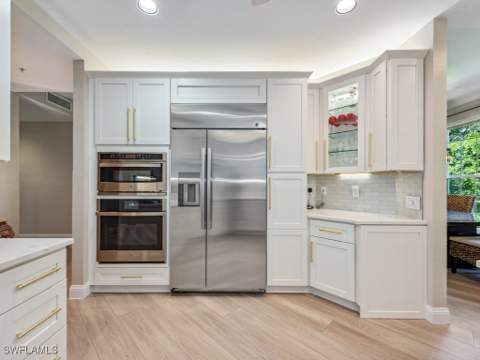 241 Colonade Cir, Naples FL - photo 6 of 39