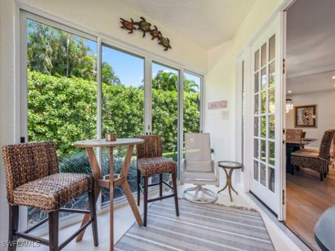 241 Colonade Cir, Naples FL - photo 9 of 39