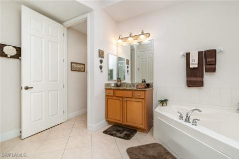 174 Shadroe Cove Cir 1002, Cape Coral FL - photo 18 of 48