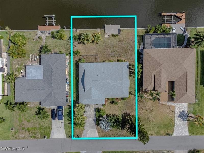 3 bedroom SingleFamilyResidence at 1449 SE 16th St, Cape Coral, Cape Coral — photo 5