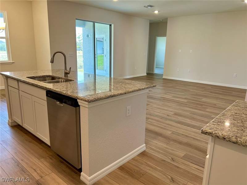4 bedroom SingleFamilyResidence at 4602 NW 34th Ter, Cape Coral, Cape Coral — photo 3