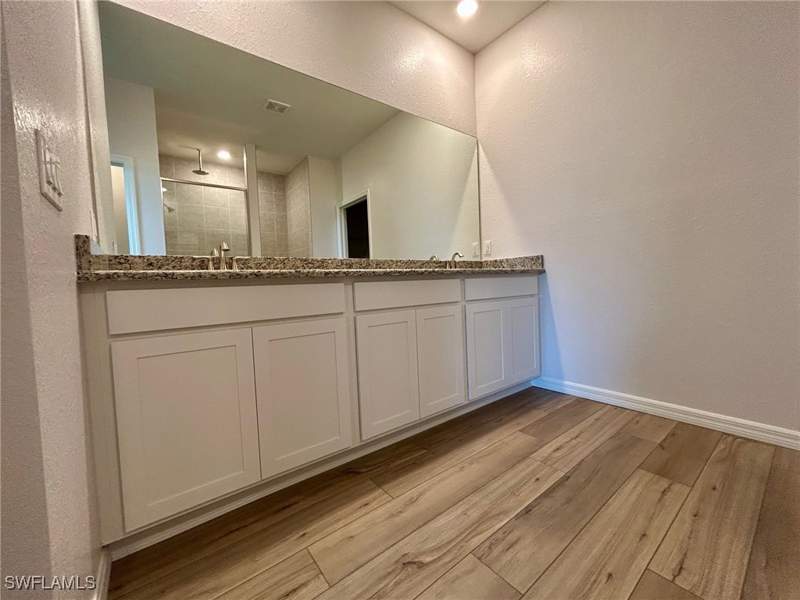 4 bedroom SingleFamilyResidence at 4602 NW 34th Ter, Cape Coral, Cape Coral — photo 5