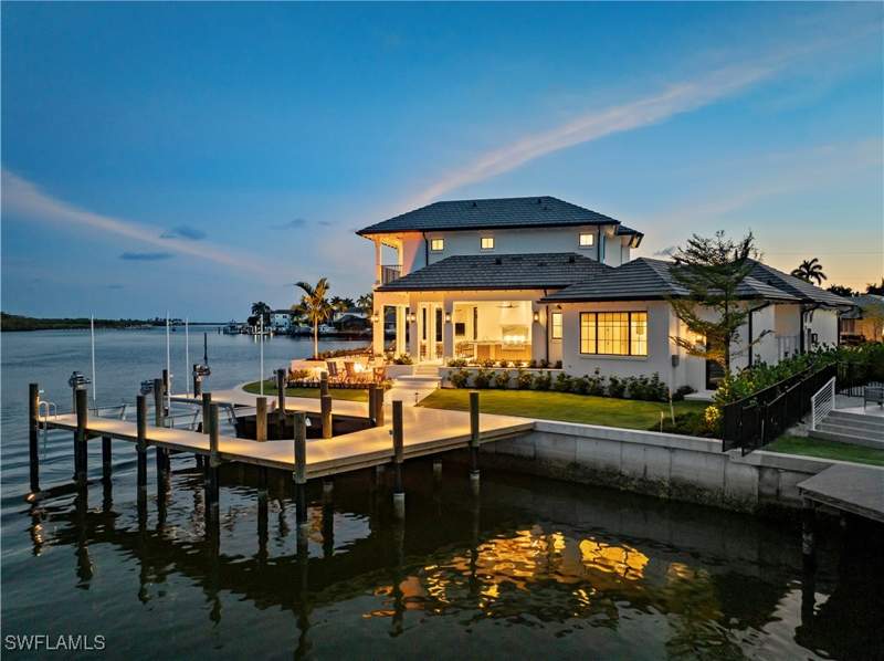 5 bedroom SingleFamilyResidence at 2375 Snook Dr, Royal Harbor, Naples — photo 4
