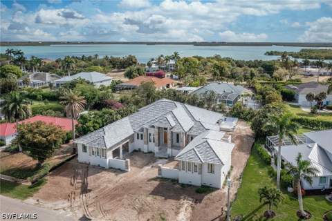 841 Scott Dr, Marco Island FL - photo 6 of 23