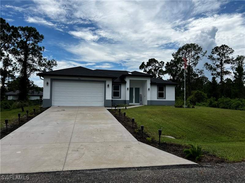 3 bedroom SingleFamilyResidence at 3313 68th St W, Lehigh Acres, Lehigh Acres — photo 2
