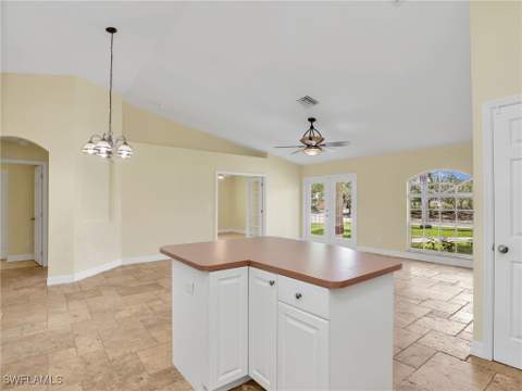305 SE 16th Pl, Cape Coral FL - photo 12 of 33