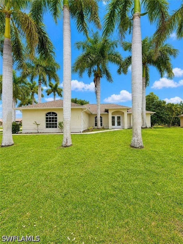 4 bedroom SingleFamilyResidence at 305 SE 16th Pl, Cape Coral, Cape Coral — photo 3