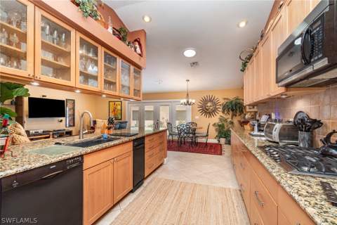 15854 Gleneagle Ct, Fort Myers FL - photo 17 of 50