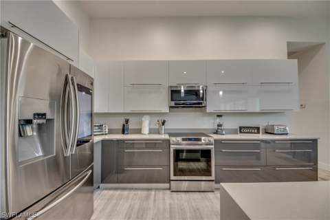 1502 SW 28th St, Cape Coral FL - photo 13 of 32