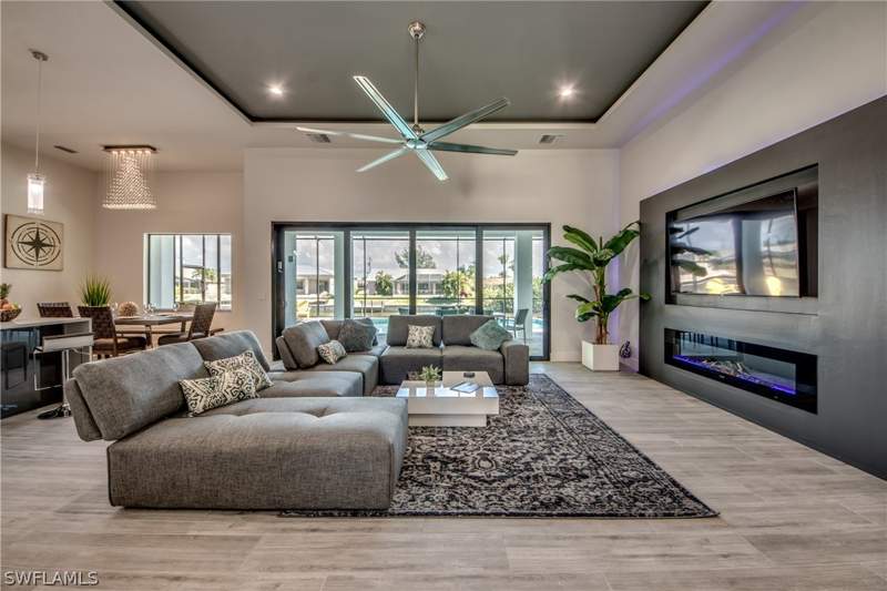3 bedroom SingleFamilyResidence at 1502 SW 28th St, Cape Coral, Cape Coral — photo 4