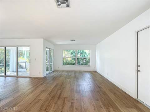375 Carnaby Ct 54, Naples FL - photo 14 of 50