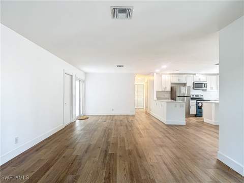 375 Carnaby Ct 54, Naples FL - photo 18 of 50