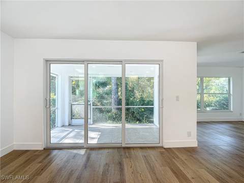 375 Carnaby Ct 54, Naples FL - photo 21 of 50