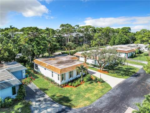 375 Carnaby Ct 54, Naples FL - photo 6 of 50