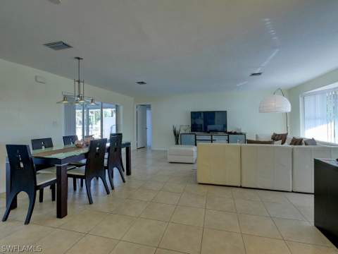 107 SW 58th Ter, Cape Coral FL - photo 17 of 39