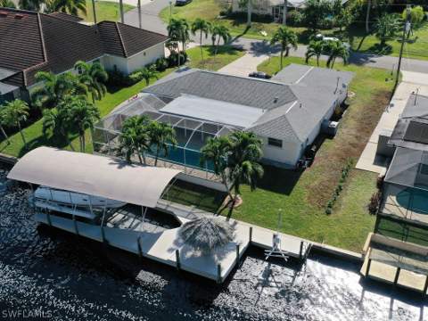 107 SW 58th Ter, Cape Coral FL - photo 7 of 39