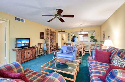 5695 Rattlesnake Hammock Rd B104, Naples FL - photo 6 of 30
